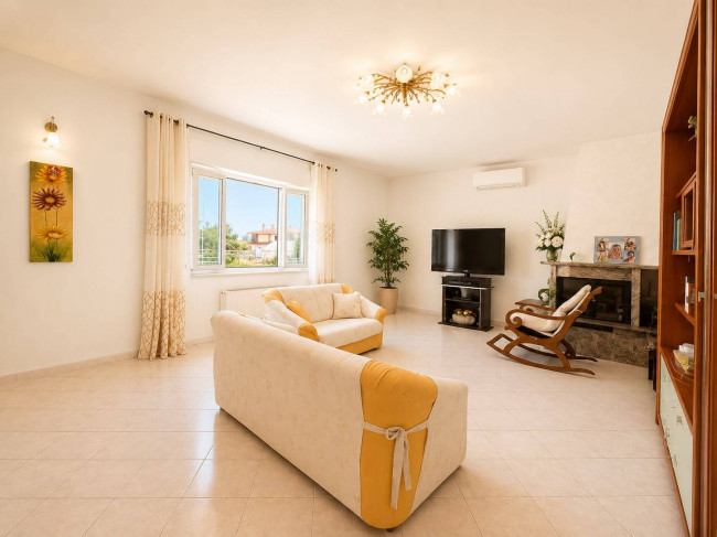 Villa in vendita a Latina