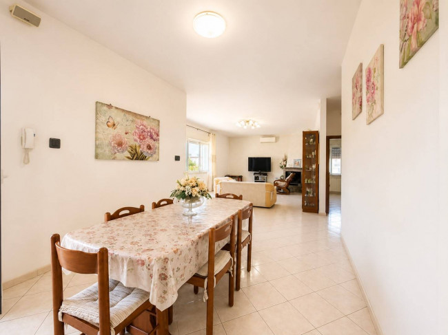 Villa in vendita a Latina