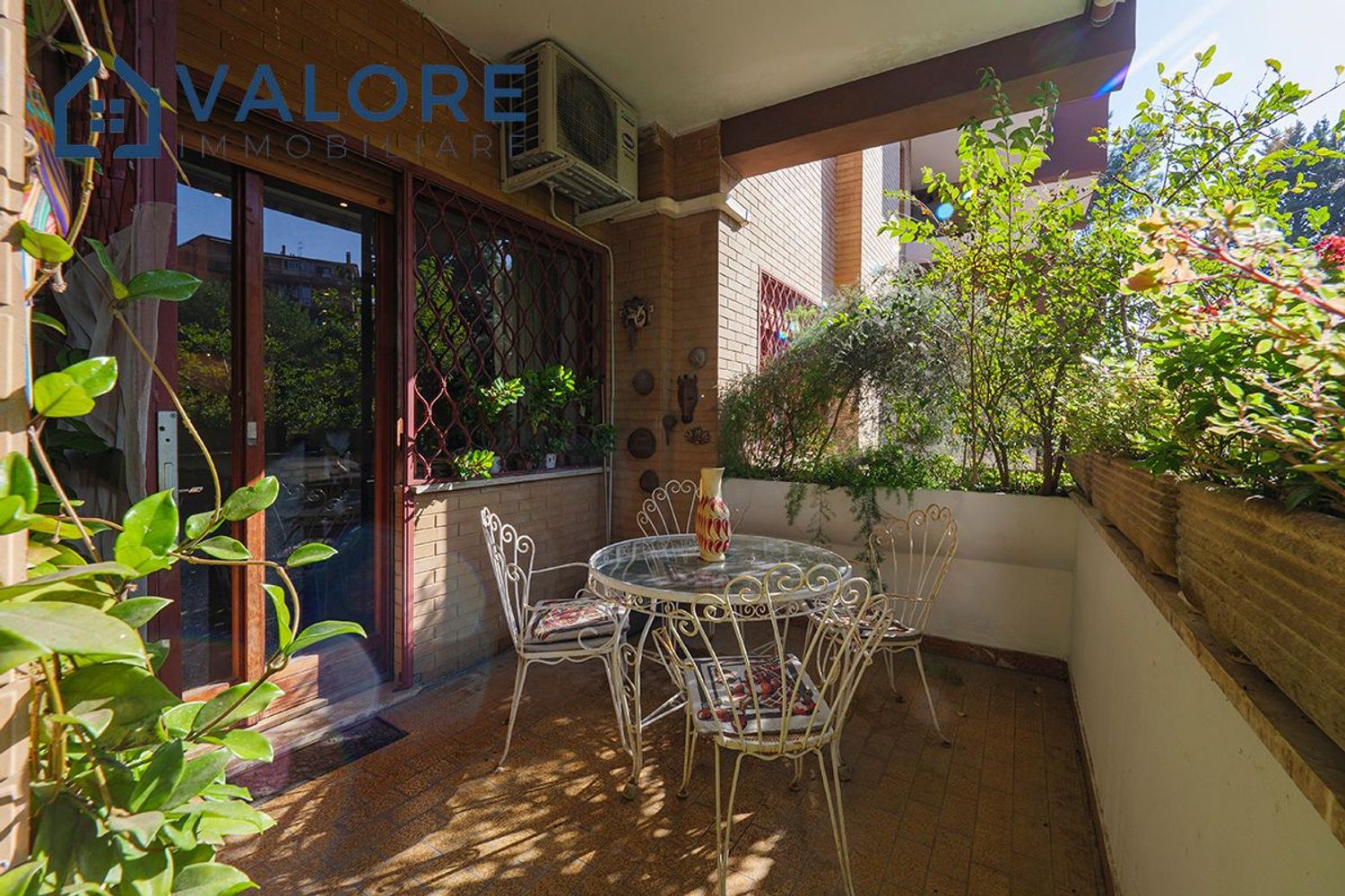 Appartamento su due livelli in vendita a Roma