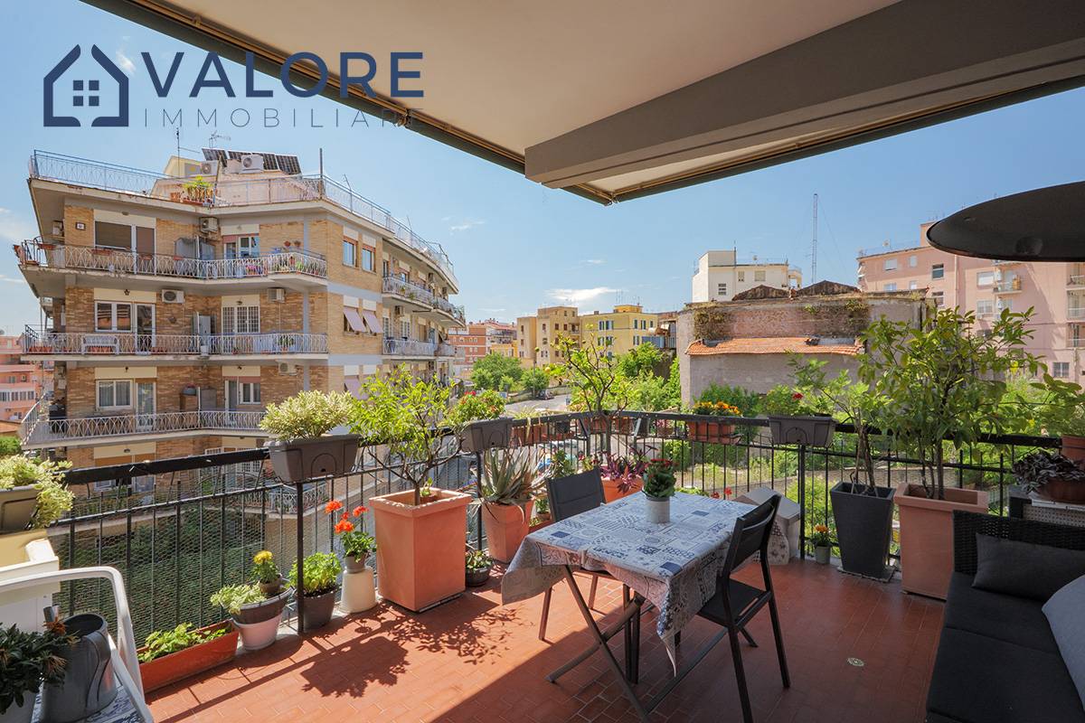 Appartamento in vendita a Roma