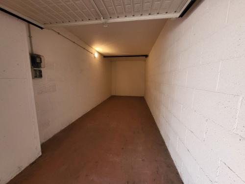 Box o garage in vendita a Roma