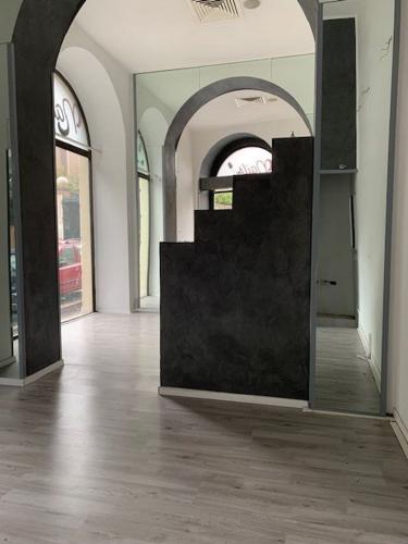 Locale commerciale in affitto a Roma