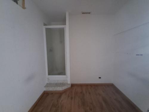 Locale commerciale in affitto a Roma