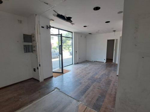 Locale commerciale in affitto a Roma