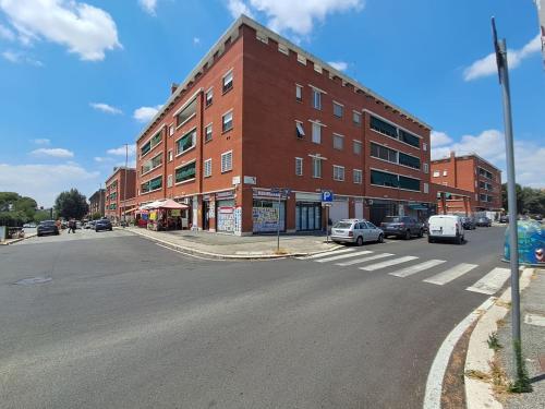 Locale commerciale in affitto a Roma