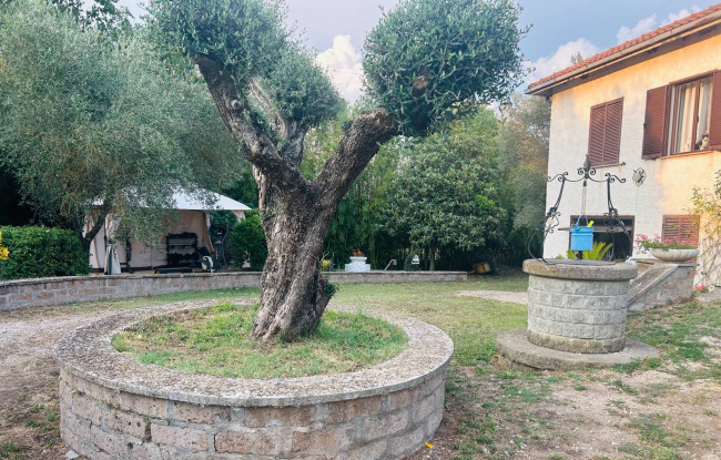 Villa in vendita a Viterbo