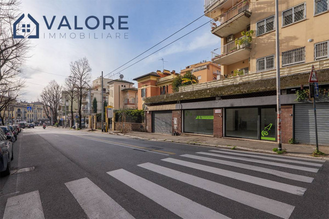 Locale commerciale in affitto a Roma