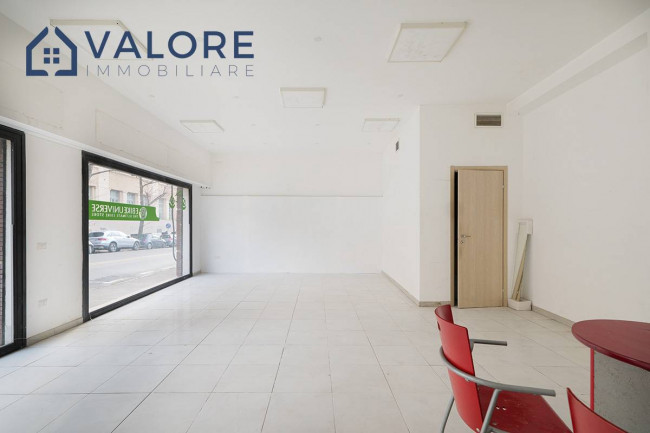 Locale commerciale in affitto a Roma