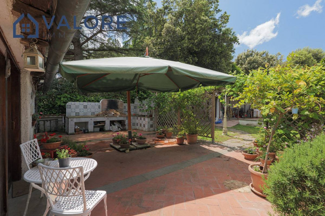 Villa bifamiliare in vendita a Formello