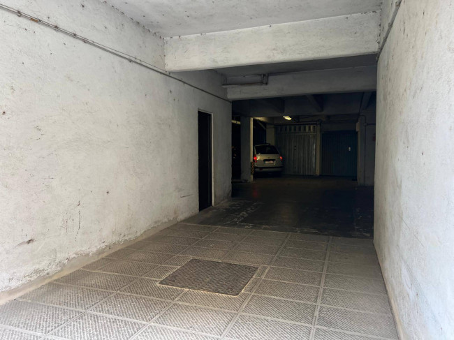 Magazzino in vendita a Roma