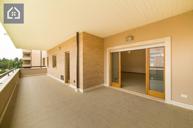 Quadrilocale in affitto a Roma