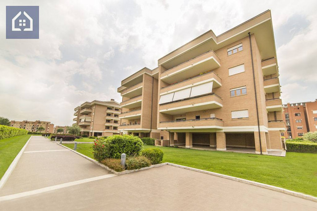 Quadrilocale in affitto a Roma