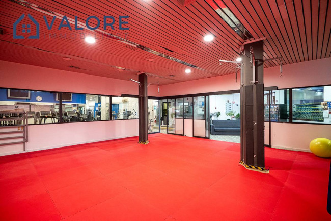Locale commerciale in vendita a Roma