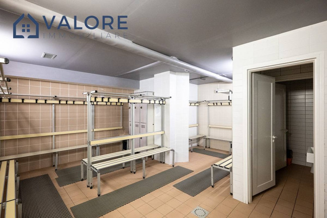 Locale commerciale in vendita a Roma