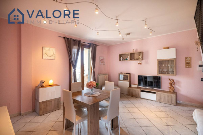 Appartamento su due livelli in vendita a Roma