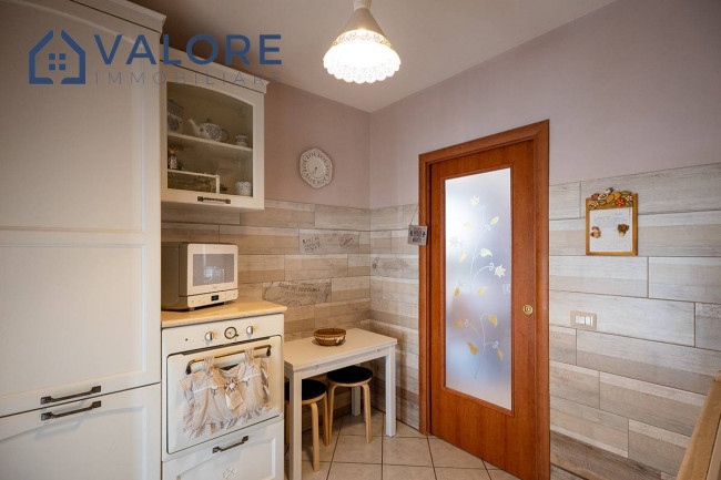 Appartamento su due livelli in vendita a Roma