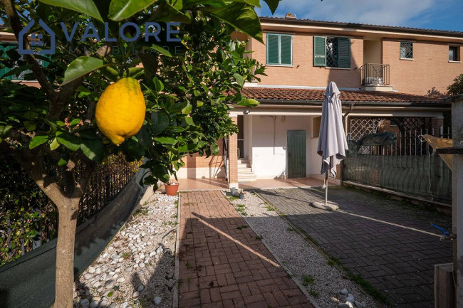 Villino a schiera in vendita a Roma