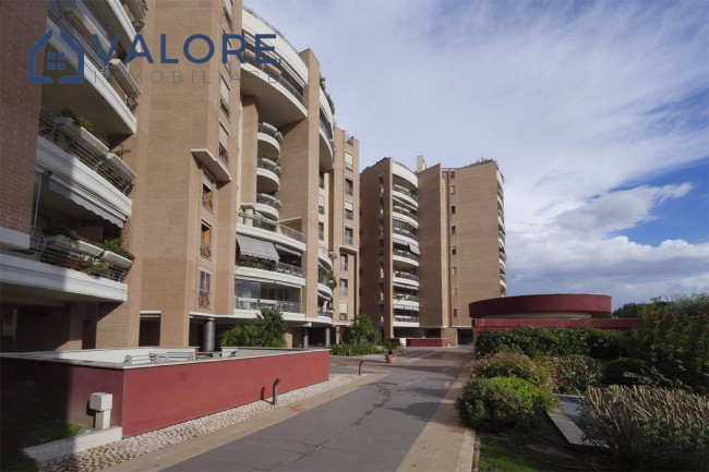 Box o garage in affitto a Roma