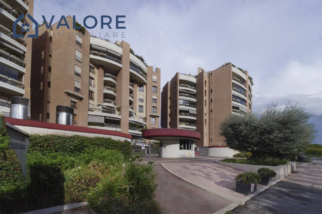 Box o garage in affitto a Roma