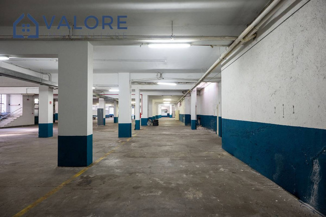 Locale commerciale in vendita a Roma