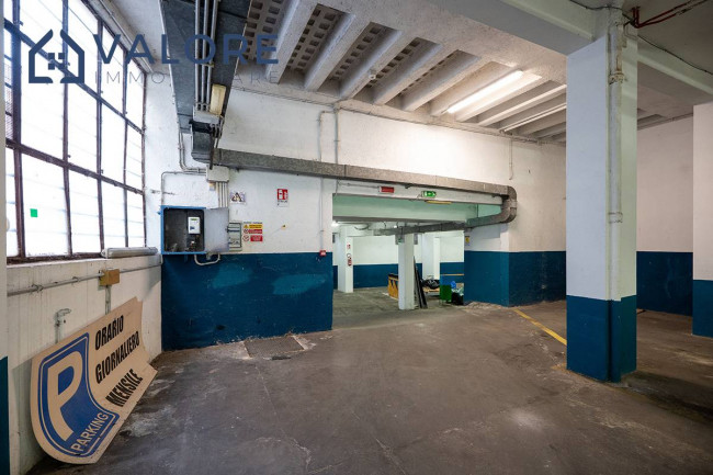 Locale commerciale in vendita a Roma