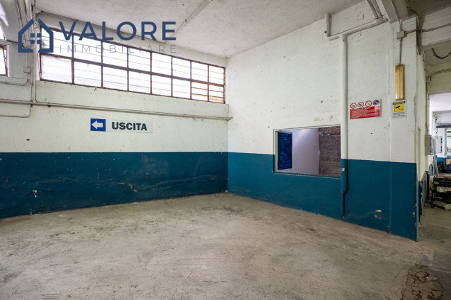 Locale commerciale in vendita a Roma