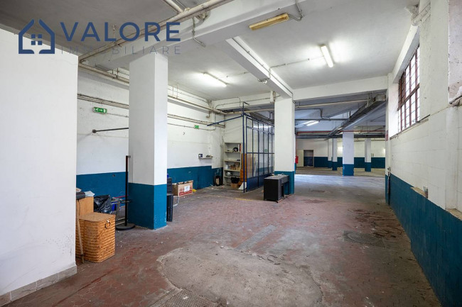 Locale commerciale in vendita a Roma