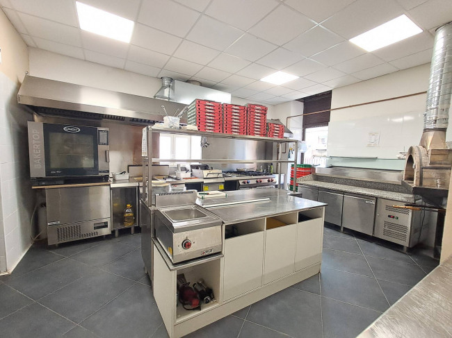 Attività commerciale in vendita a Roma