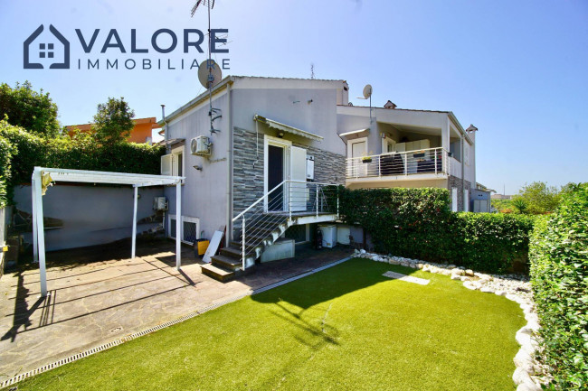 Villino a schiera in vendita a Guidonia Montecelio