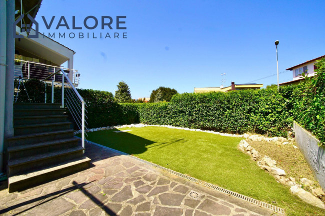 Villino a schiera in vendita a Guidonia Montecelio