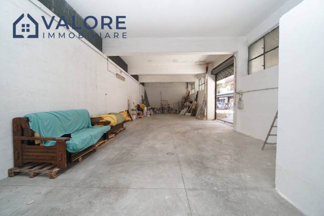 Box o garage in vendita a Roma