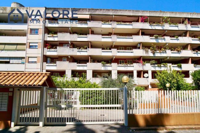 Appartamento su due livelli in vendita a Roma
