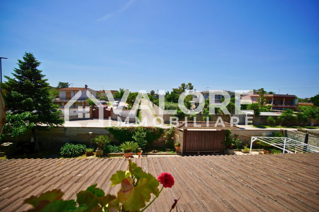 Villa in vendita a Aprilia