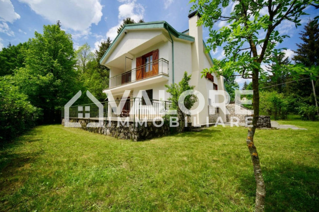 Villa in vendita a Pescasseroli