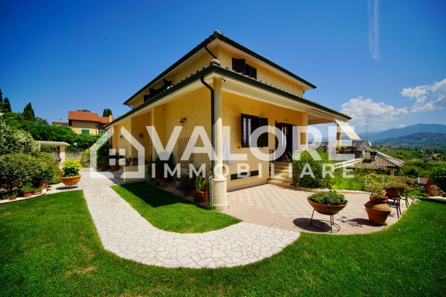 Villa in vendita a Mentana