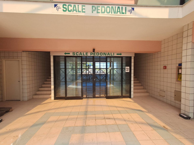 Locale commerciale in vendita a Roma