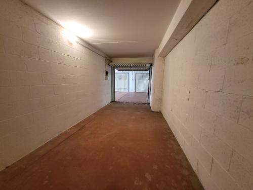 Box o garage in vendita a Roma