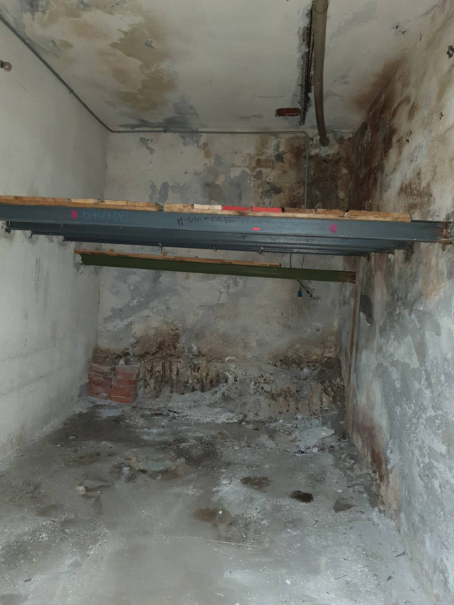 Box o garage in vendita a Catania
