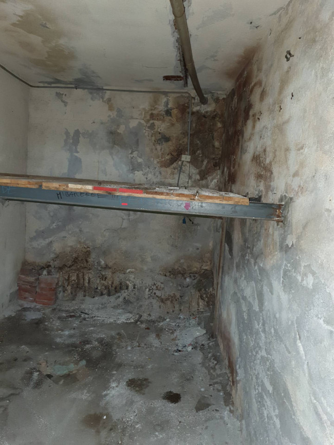 Box o garage in vendita a Catania