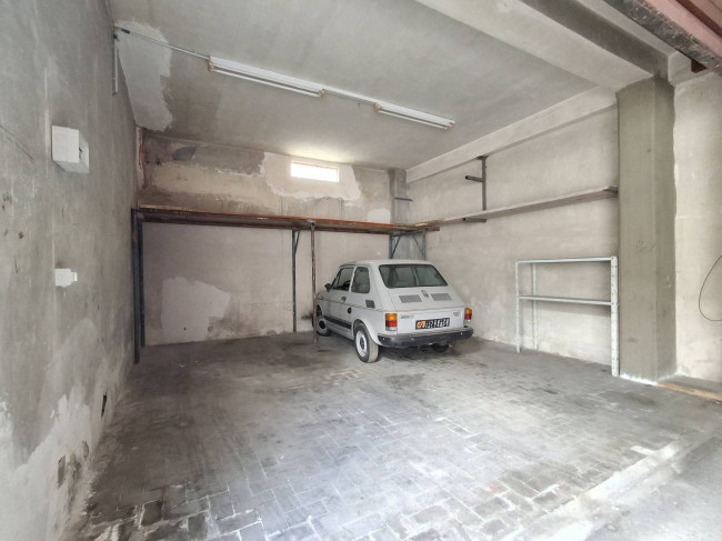Box o garage in vendita a Catania