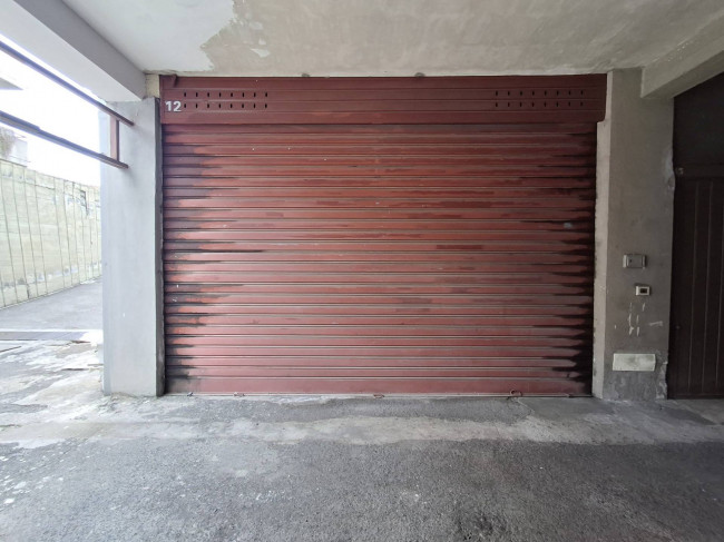 Box o garage in vendita a Catania