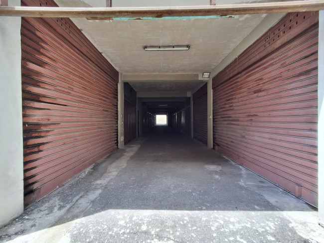 Box o garage in vendita a Catania