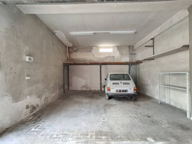 Box o garage in vendita a Catania