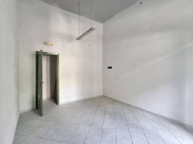 Locale commerciale in affitto a Catania