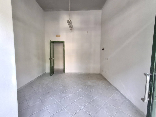 Locale commerciale in affitto a Catania