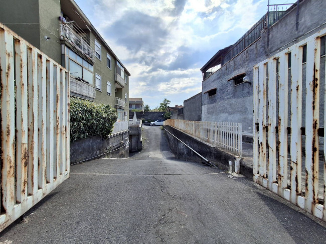 Box o garage in vendita a Catania