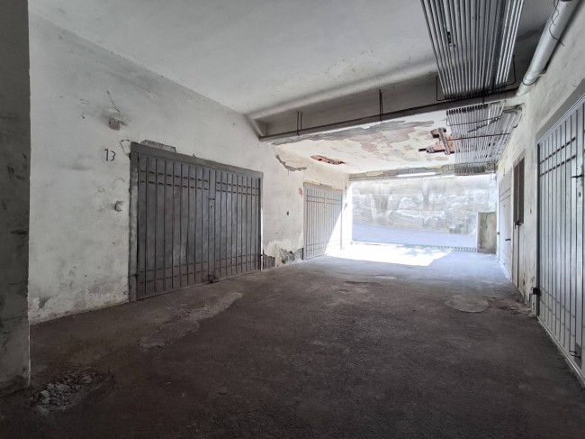 Box o garage in vendita a Catania