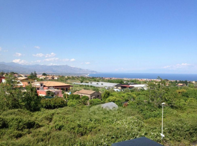 Appartamento in vendita a Giarre