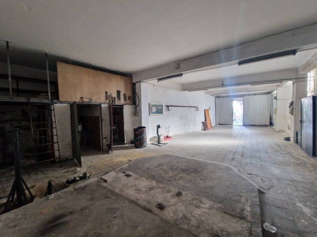 Deposito in affitto a Catania