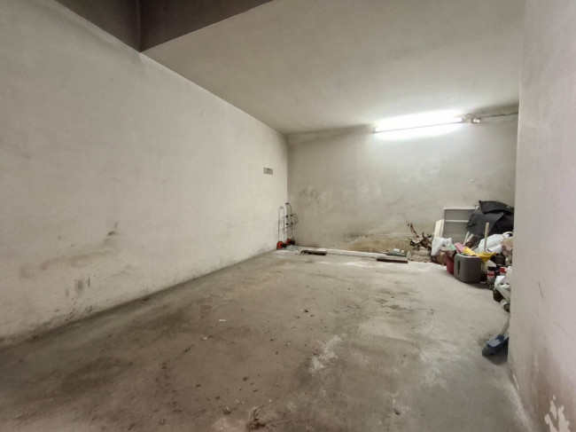 Box o garage in vendita a Sant'Agata li Battiati